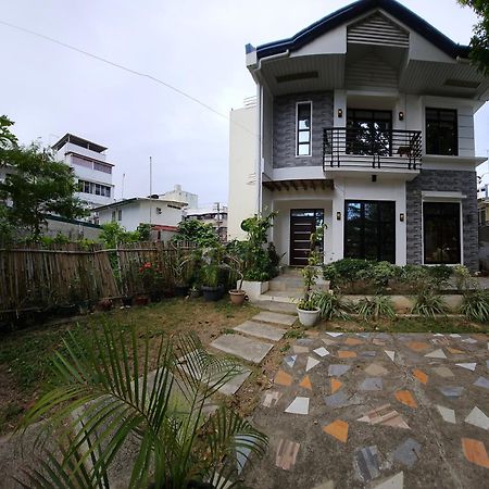 Andrew N Sophia'S Guest House Puerto Princesa Kültér fotó